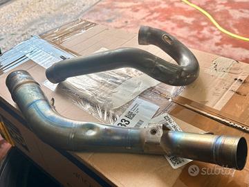 Collettore akcrapovic