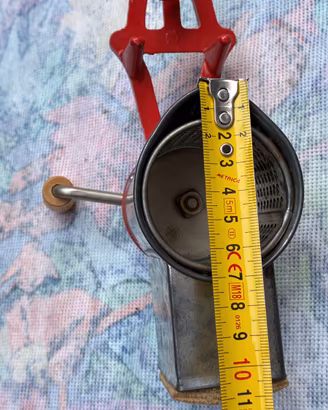 Grattugia Vintage a Manovella "Made in Sweden"