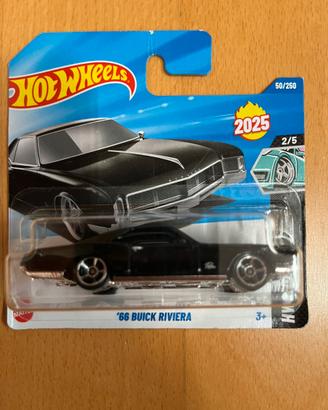 Hot Wheels '66 Buick Riviera nera