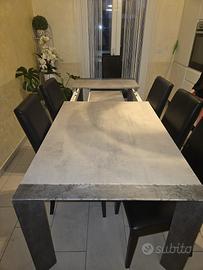 Tavolo e sedie