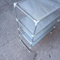 scarpiera in metallo e tessuto 