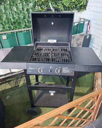 Barbecue a gas nuovo