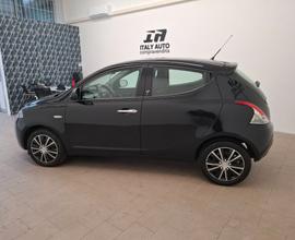 Lancia Ypsilon 1.2 69 CV 5 porte platinum