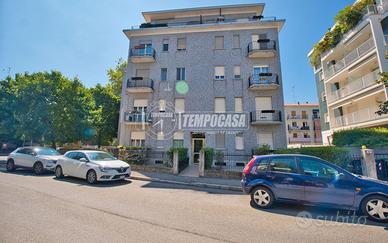 TRILOCALE IN ZONA PORTA MORTARA