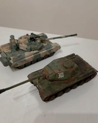 Lotto 2 carri armati modellini militari