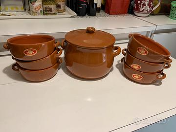 Servizio pentola e pentoline in ceramica