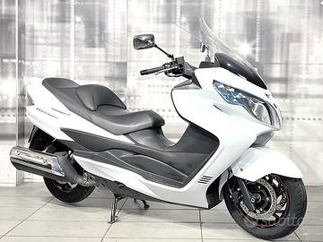 Suzuki Nuovo Burgman 400 Lux
