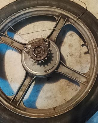 Vari pezzi per Vespa 50/Si (Leggi la descrizione)