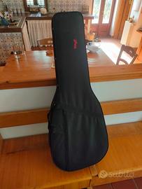 Custodia semi-rigida per chitarra, mai usata