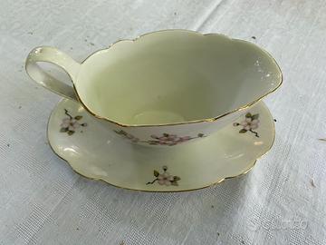 Salsiera di porcellana