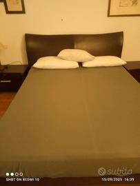 letto matrimoniale in vero cuoio 