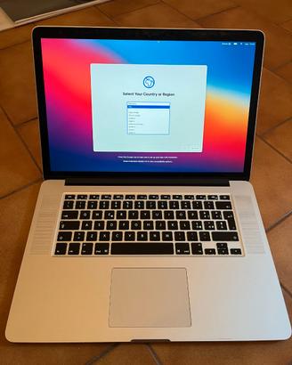 Macbook Pro 15 - 16GB RAM - 512 GB storage