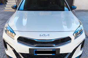 Kia xceed gt line plus 160 cv