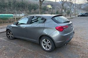 ALFA ROMEO Giulietta 1.6 JTDm-2 105 CV Distinctive