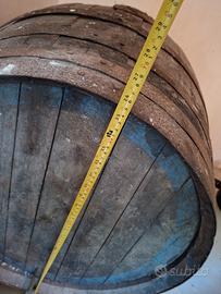 vecchia botte in legno