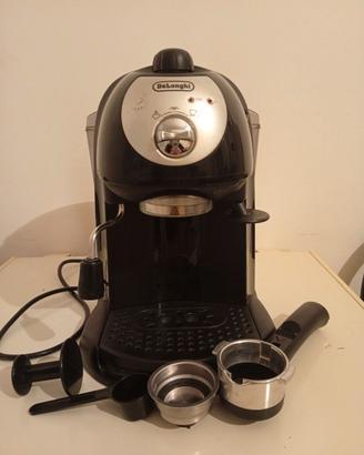 Macchina da caffè per cialde DELONGHI,
