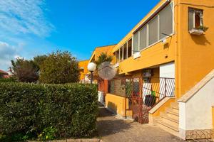 4 LOCALI A MANFREDONIA