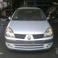 Ricambi Renault Clio 2001 3 e 5 porte colori vari