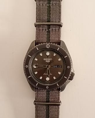 Seiko 5 Sports Naruto & Boruto "Shikamaru Nara"