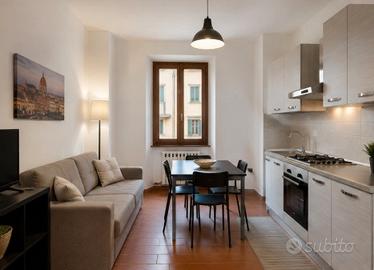 Bilocale-Firenze Centro-con balcone