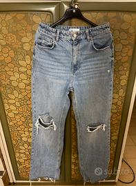 jeans Zara a vita alta con strappi
