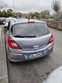 Opel Corsa 1.4 benzina GPL