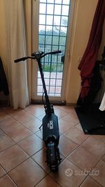 Monopattino Elettrico per Adulti 