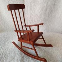 Sedia a dondolo Barbie anni 80 da collezione