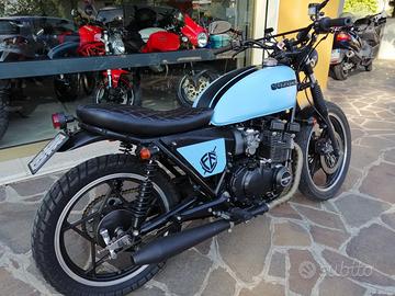 Suzuki cafe racer