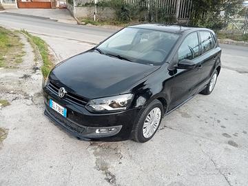 Volkswagen polo 1.6 TDI 90CV ANNO 2012