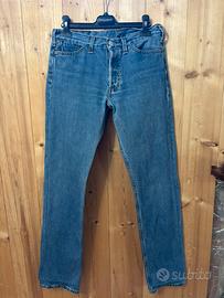 Jeans Levi’s 501 W28