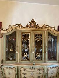 Credenza in stile Barocchetto Veneziano