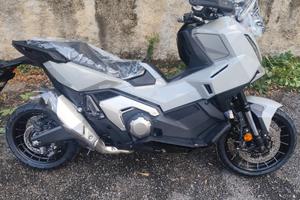 Honda X-ADV 750 2027
