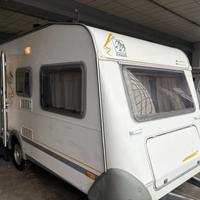 Caravan Knaus Sudwind 450-posti 5