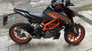 KTM DUKE 125 2023