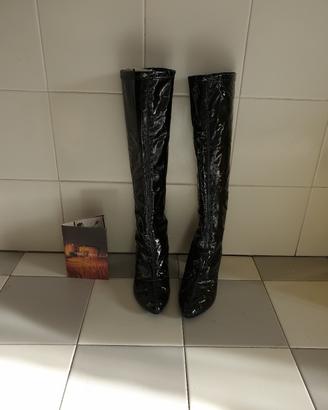 stivali vernice Janet & Janet  mai usati m. 36