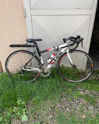 Bici sportiva Cinelli