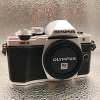 OLYMPUS E-M10 mark II - mirrorless digitale