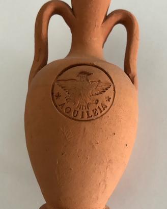 Piccola anfora in terracotta di  “Aquileia”