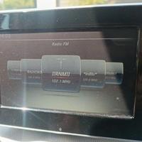 display Mercedes GLA