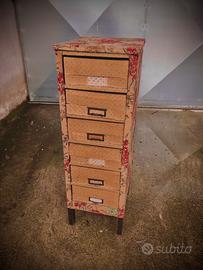 Schedario cassettiera