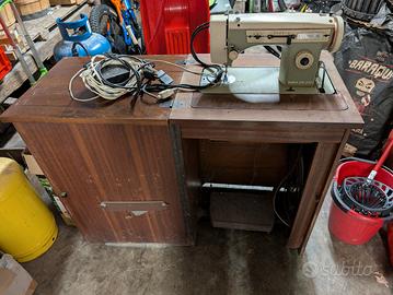 macchina da cucire con mobile 