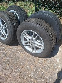 vendi n  4 gomme e cerchi  x peuggeot