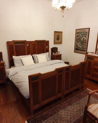 Camera veneziana in legno massello