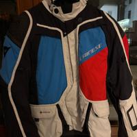 Giacca Dainese da uomo, taglia 48, con protezioni.