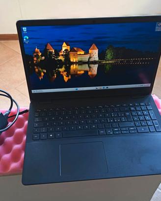 DELL 15,6" FHD 4-core i3-11th 16/750GB MVMe Win11