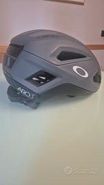 casco bici  oakley 
