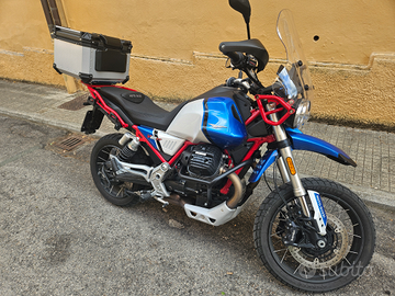 Motoguzzi v85 tt 2023 blu