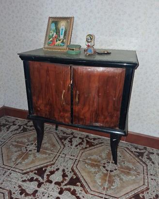 coppia di comodini