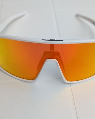 Oakley Sutro OO9406-1037